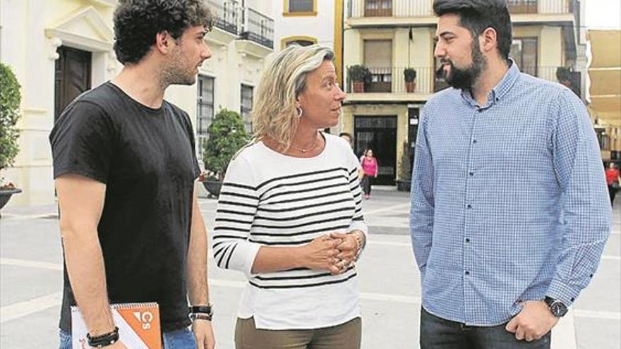 Cs reclama a la Junta el abono de los pagos del servicio de ayuda a domicilio