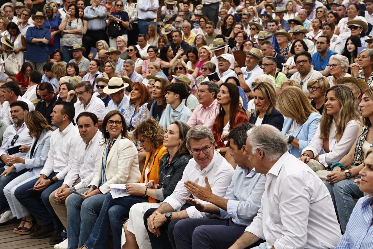 Acto de campaña del PP por las elecciones europeas en el anfiteatro del Parque de Cabecera