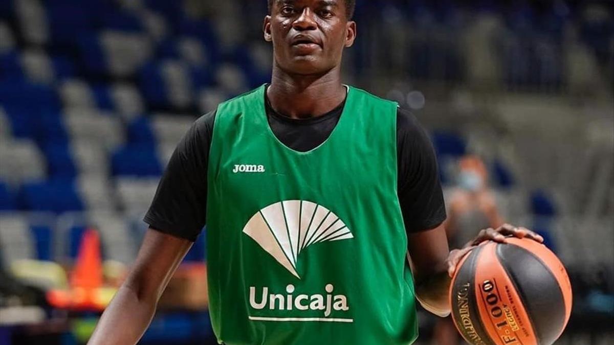 Yannick Nzosa, jugador de Unicaja, en una foto de de un entrenamiento en Málaga