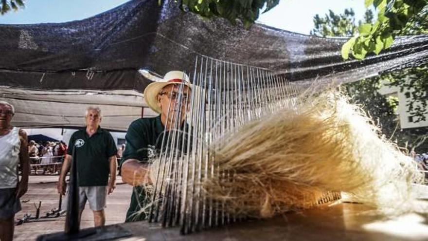 Callosa recuerda la raíz de su industria con los Trabajos Artesanales del Cáñamo