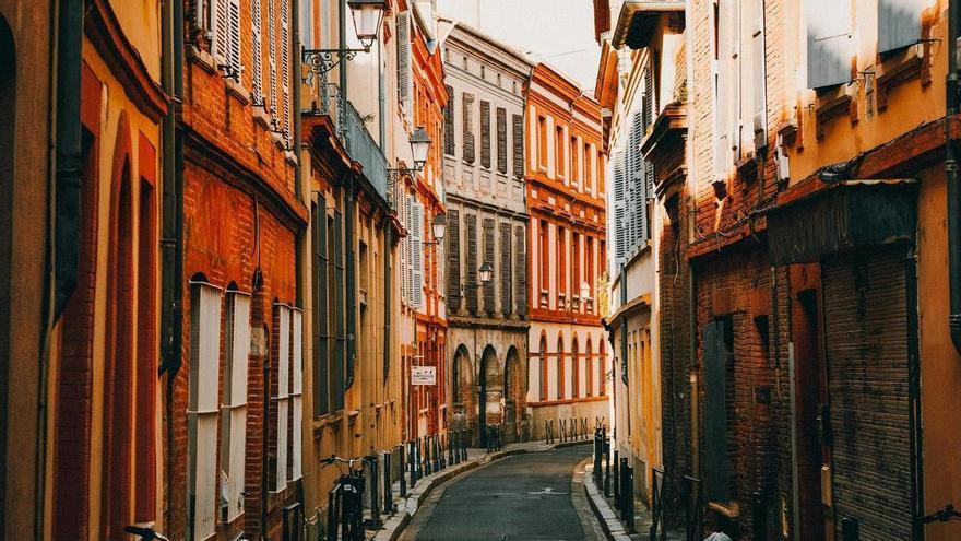 El secreto más inesperado de Europa es esta ciudad de color 