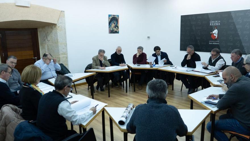 Una reunión del Consejo Rector de la Junta pro Semana Santa de Zamora.