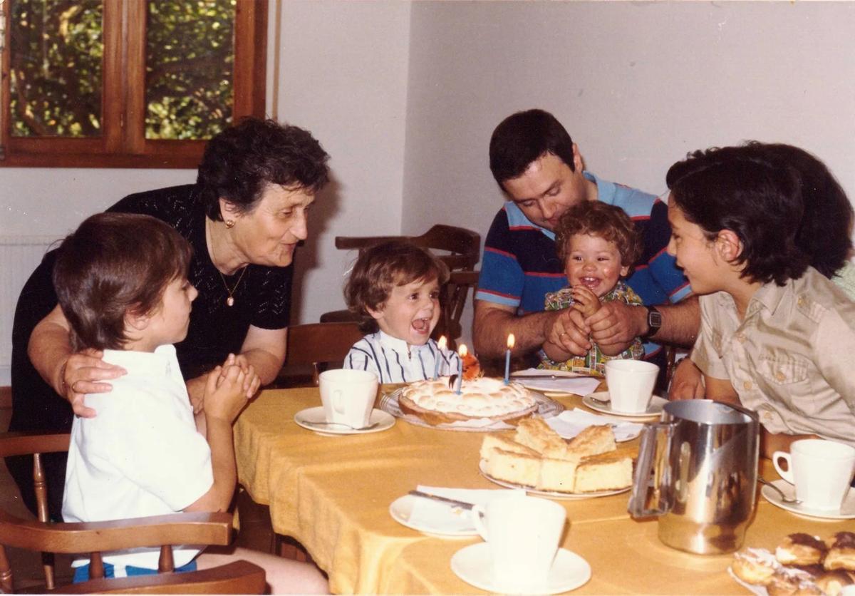 Lola Torres y su familia.