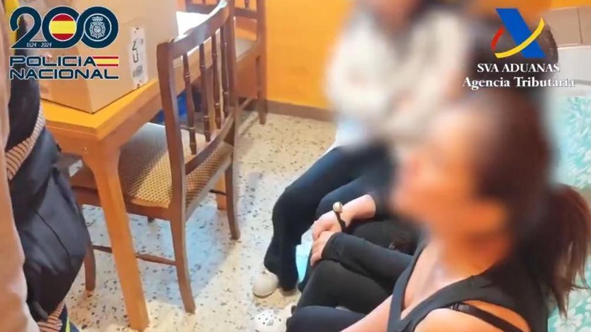 Algunes de les dones alliberades.