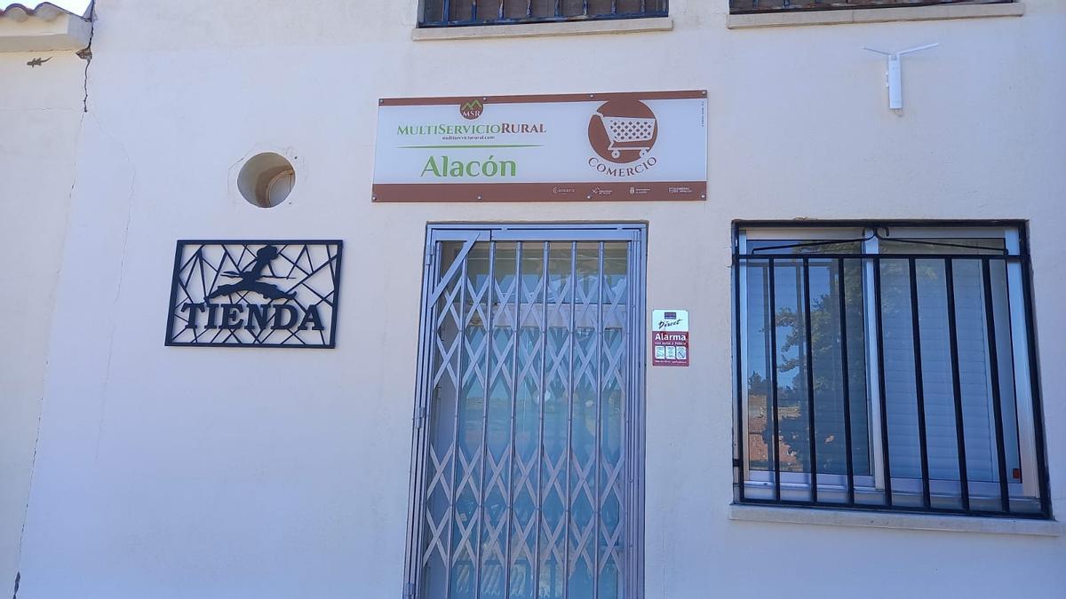El multiservicio rural de Alacón lleva en marcha más de dos años.