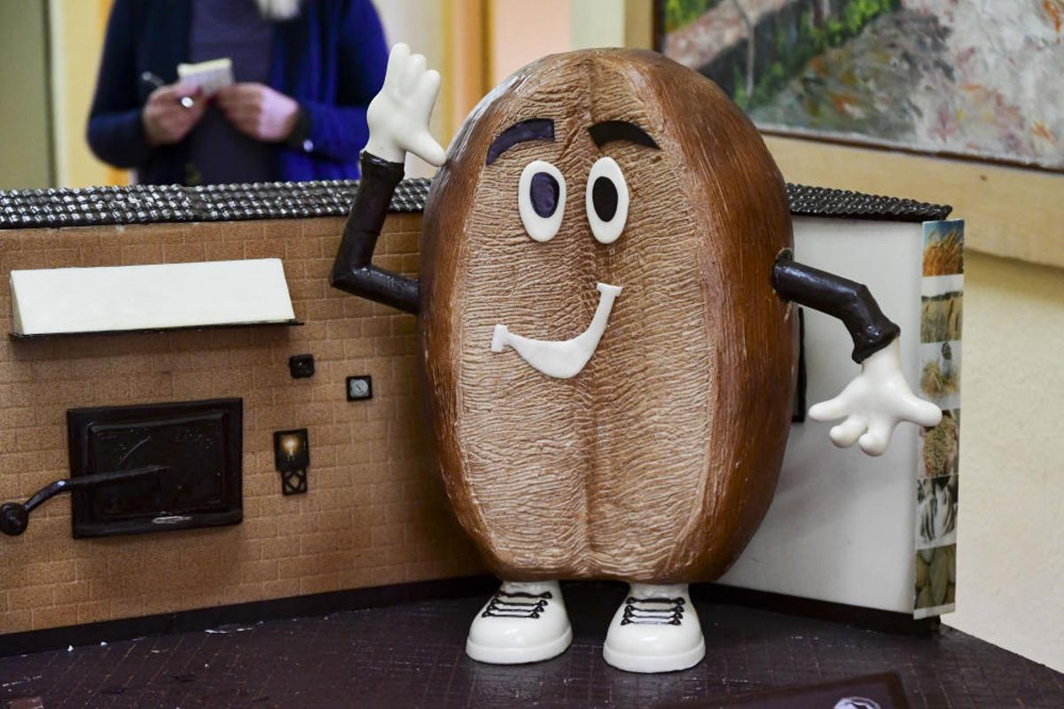 El CEIP de Establiments se come su mona de Pascua