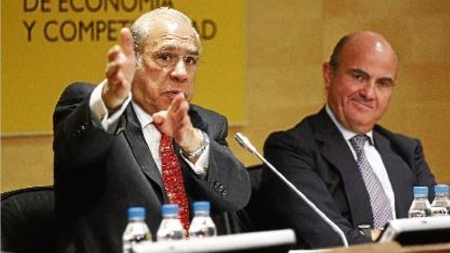 El secretari general de l&#039;OCDE, José Ángel Gurría, amb el ministre d&#039;Economia, Luis de Guindos.