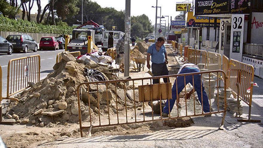 Los constructores denuncian casos de fraude laboral en las obras públicas