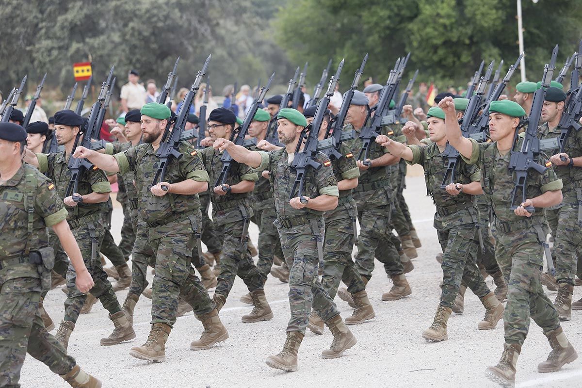 Despedida del contingente de la Brigada Guzmán el Bueno con misión en Letonia