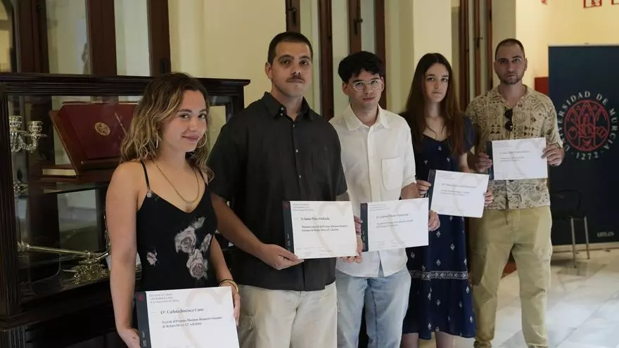José María Remesal y María Luisa Cerdá, ganadores de los premios 'Eloy Sánchez Rosillo' y 'Mariano Baquero'