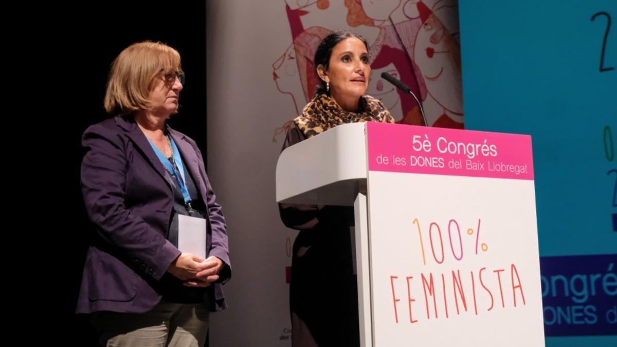 M. Jesús Rodríguez y Josefina Caro en el Congreso de Mujeres del Baix Llobregat, el pasado sábado en Castelldefels