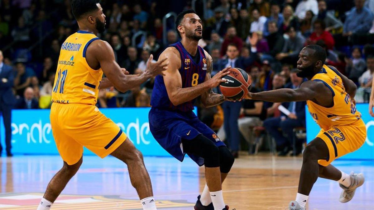 Adam Hanga fue uno de los destacados ante el Khimki ruso