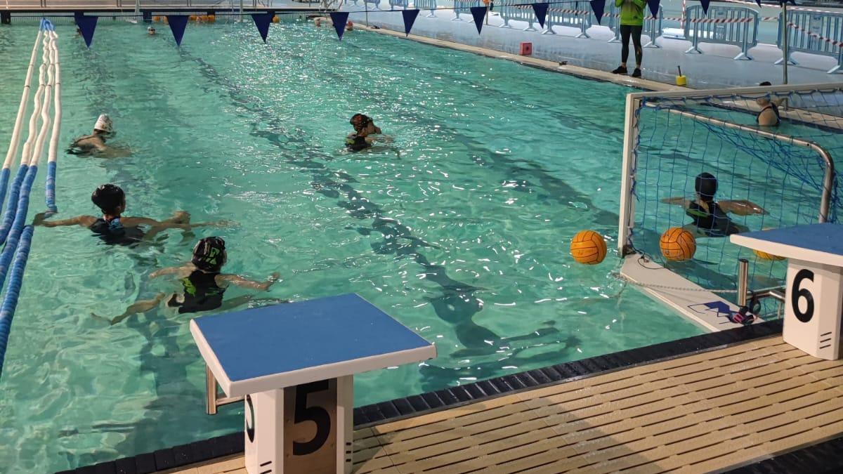 El Waterpolo Málaga vuelve a casa