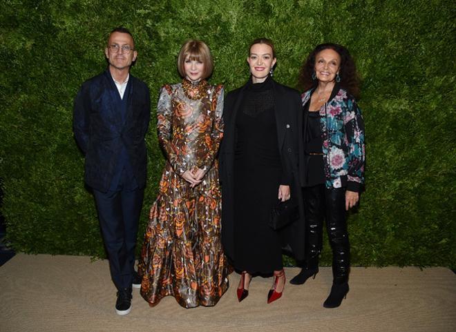 Marta Ortega junto a Anna Wintour y Diane von Furstenberg