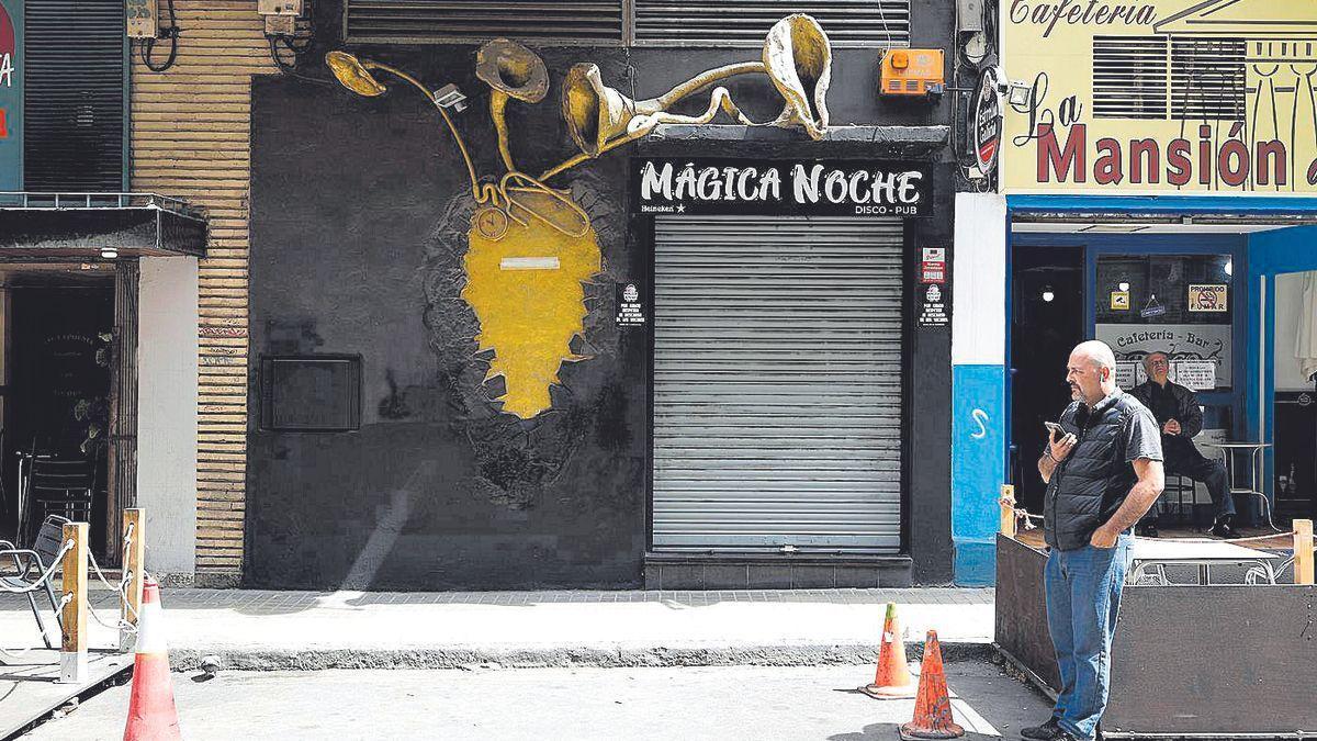 En el interior de este pub, en la calle Sevilla se encontró la principal cantidad de droga.