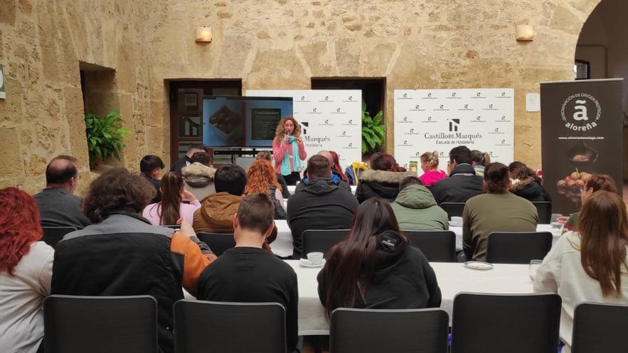 La DOP Aloreña de Málaga forma a las escuelas de hostelería a nivel nacional