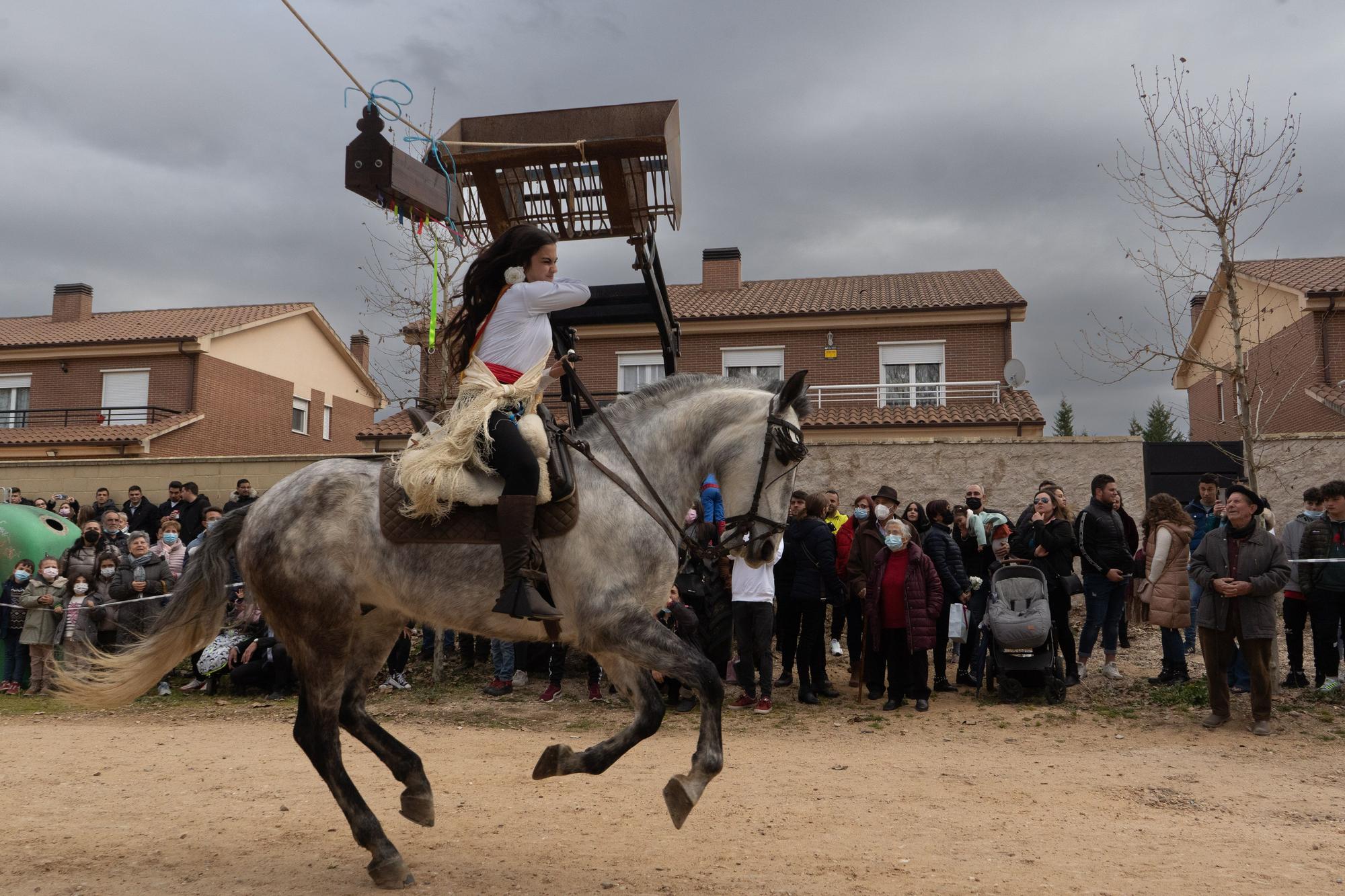 Primera carrera de cintas en Villaralbo