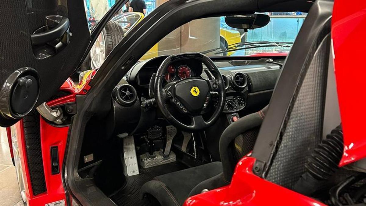 El Ferrari Enzo de Fernando Alonso no se vendió en la primera subasta