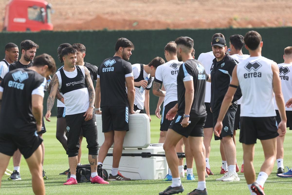 Entrenamiento del CD Castellón en la ciudad deportiva Globeenergy