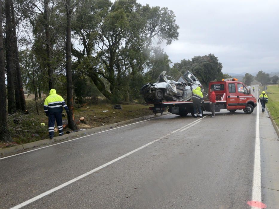 Accident de cotxe a Llers