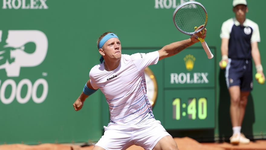 Davidovich cae con honores ante el rodillo de Tsitsipas