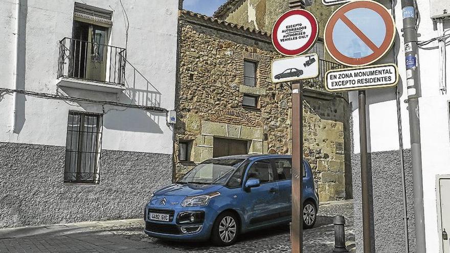 Circular por la parte antigua sin autorización se sancionará con 200 euros desde el día 23