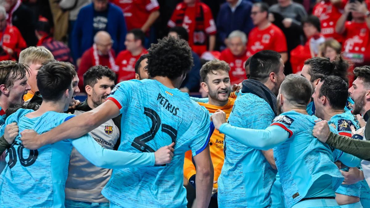 El Barça demostró en Veszprém que sigue muy vivo