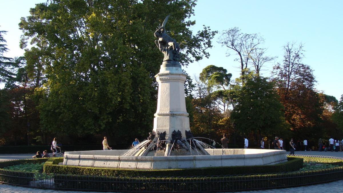 Fuente del Ángel Caído, en El Retiro, de Madrid.