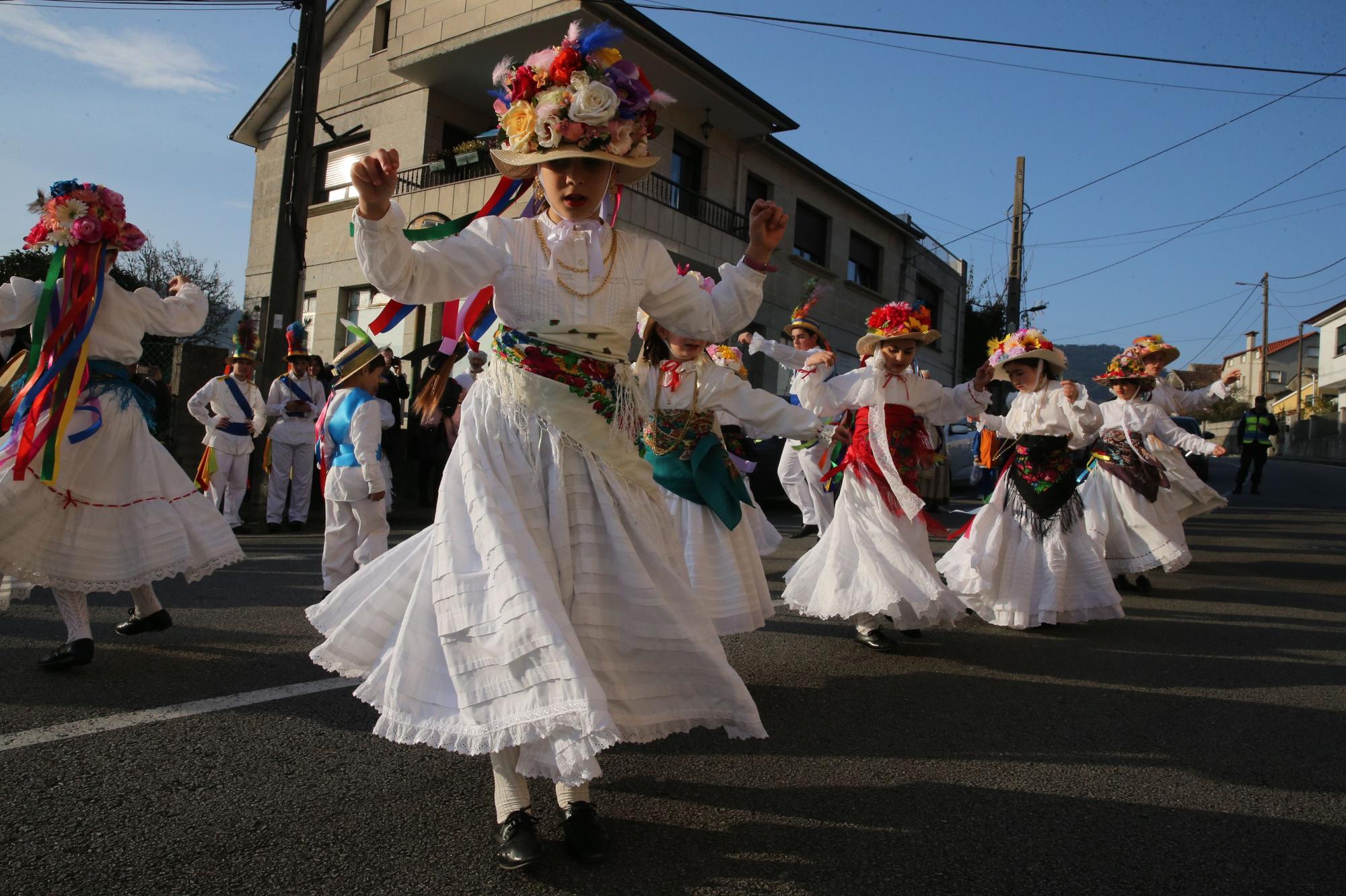 Las damas y galanes copan la atención en Meira