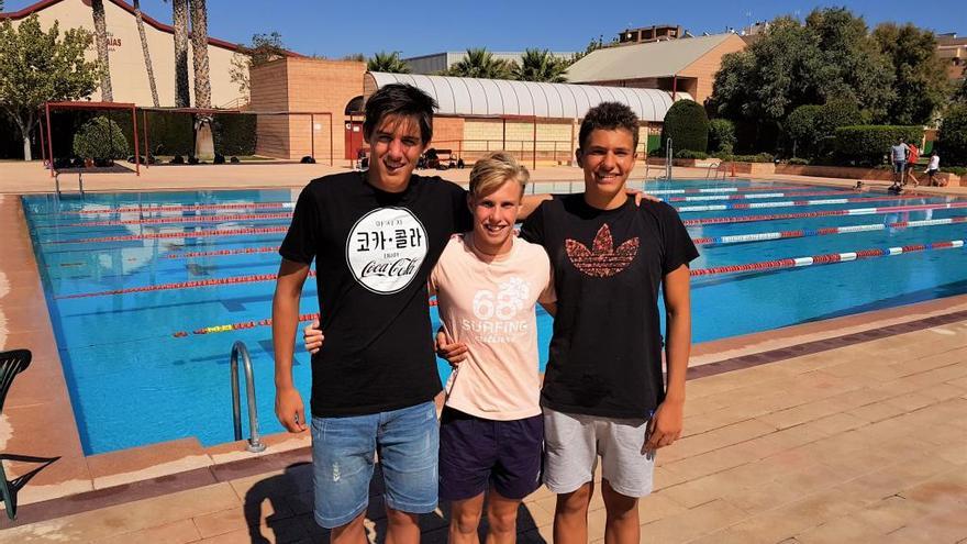 Los jóvenes nadadores de Petrer se van al Nacional.