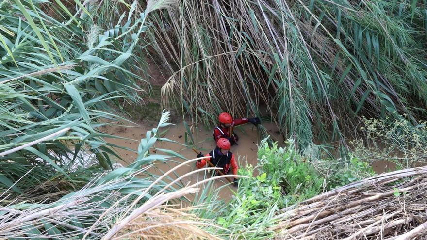 La UME se suma al dispositivo de búsqueda del hombre arrastrado por el agua en Paterna