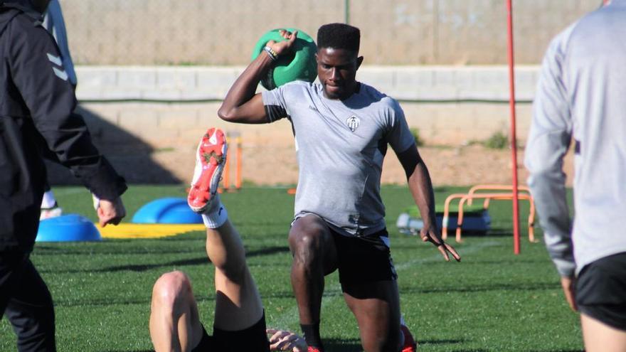 Samu, durante el entrenamiento de ayer