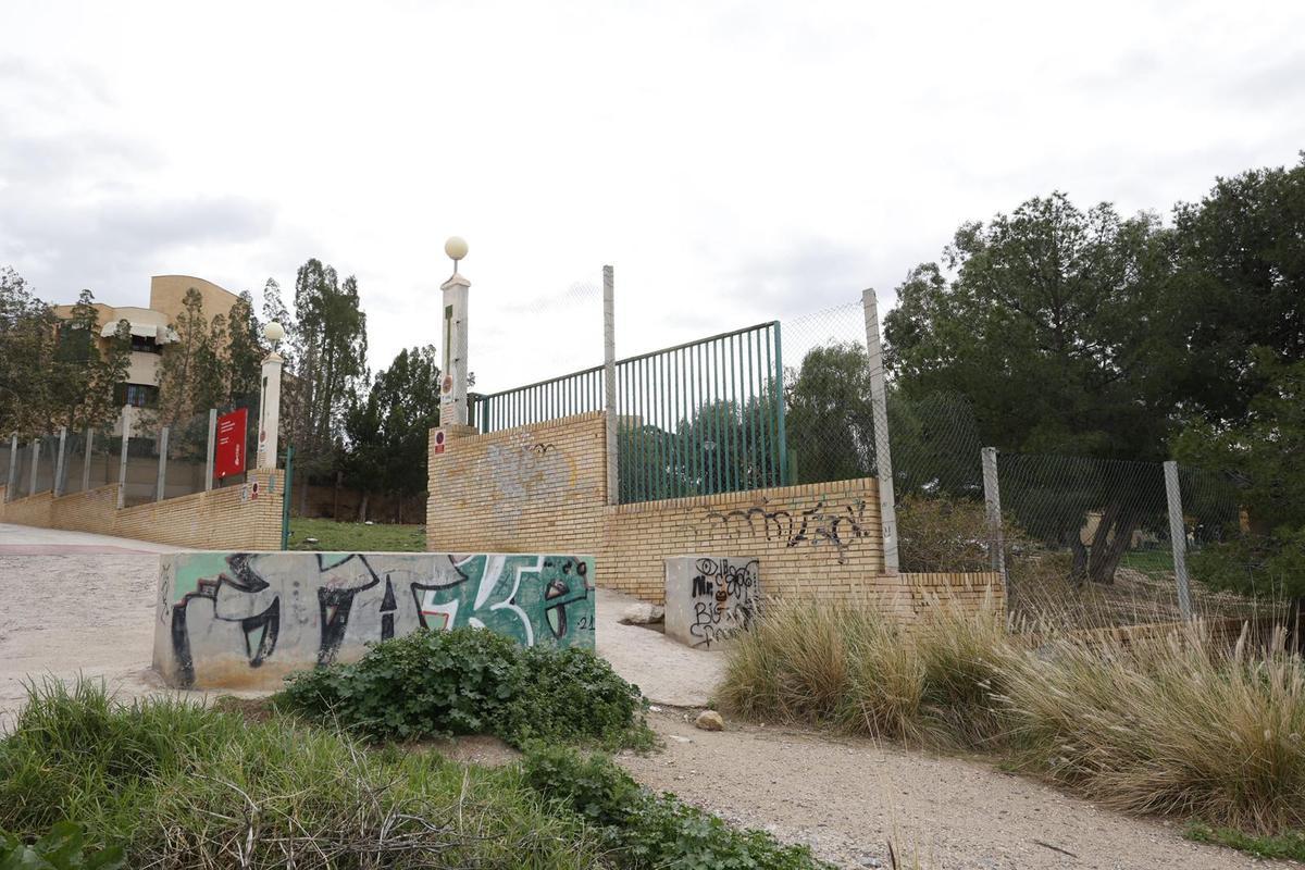 Exterior de la residencia CAMP Santa Faz, este miércoles Exterior de la residencia CAMP Santa Faz, este miércoles