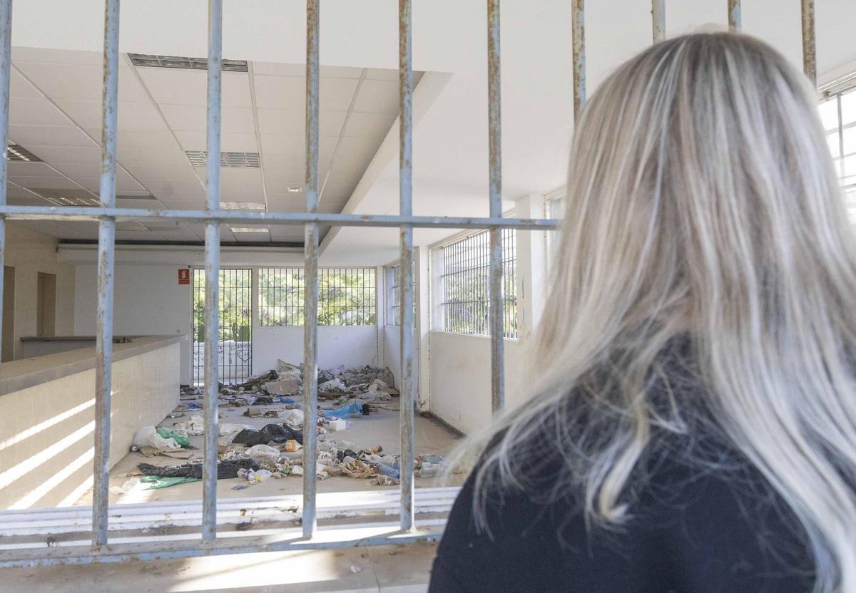 Dejadez y abandono en el parque Lo Morant