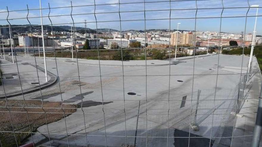 Viales en construcción del parque ofimático.