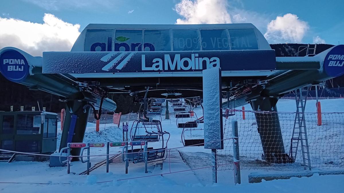 Un aspecte de la pista llarga de l'estació d'esquí de La Molina.