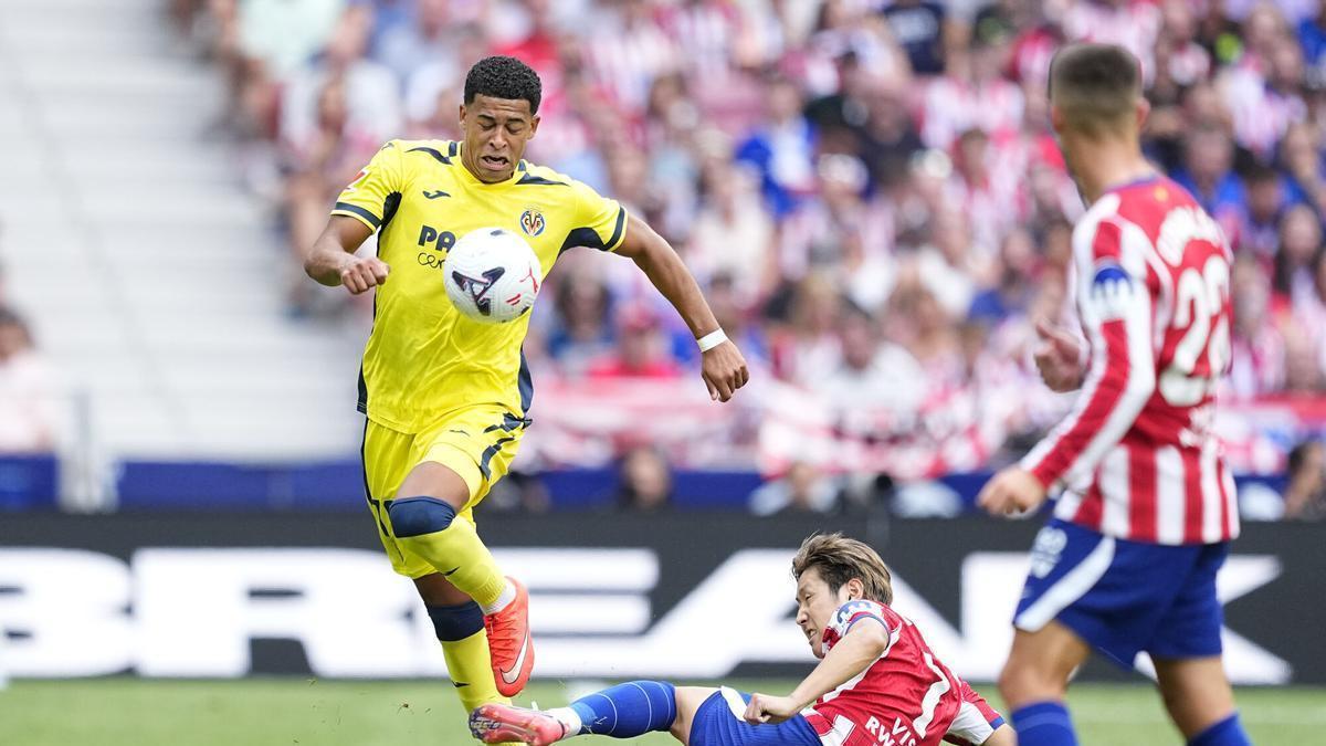 Santiago Mouriño y Kang-in Lee, en el Atlétio-Villarreal (2-2).
