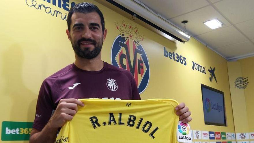 Albiol: &quot;La confianza depositada por el Villarreal ha sido determinante&quot;