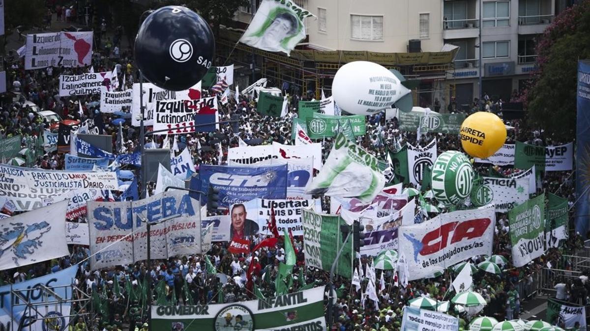 Vista general de la manifestación de Buenos Aires