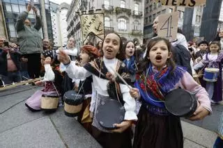 La Reconquistiña expulsa a la lluvia de Vigo