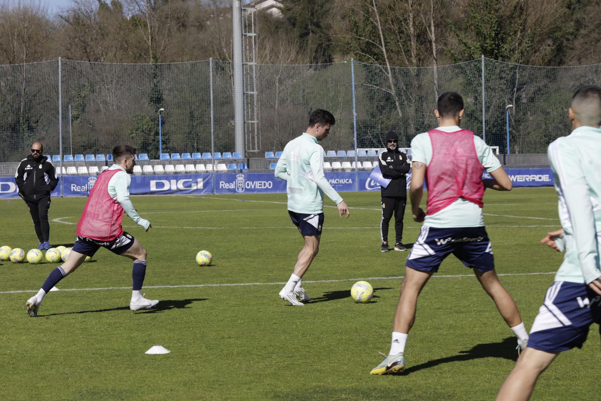 EN IMÁGENES: el entrenamiento del Oviedo