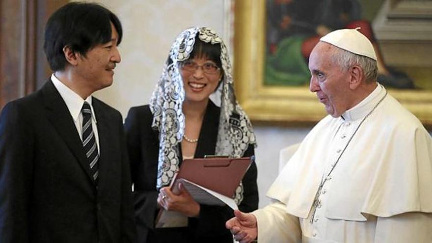 El papa Francesc va rebre ahir al Vaticà el príncep Akishino del Japó