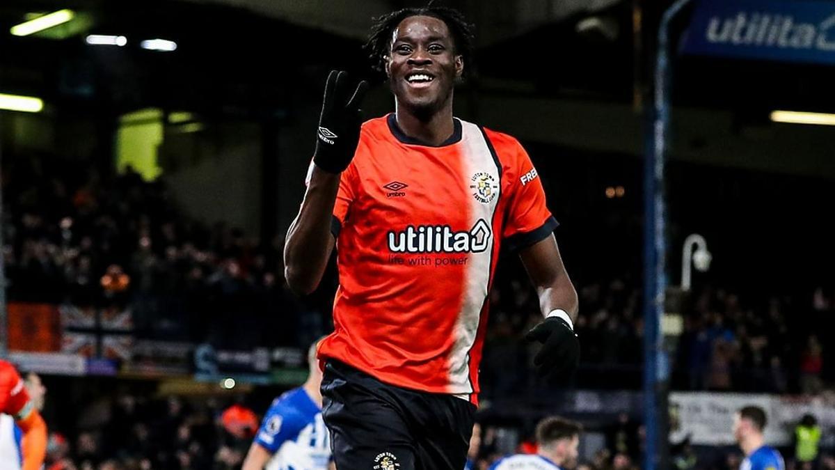 La sonrisa de Adebayo lo decía todo: convirtió su primer hat trick en la Premier