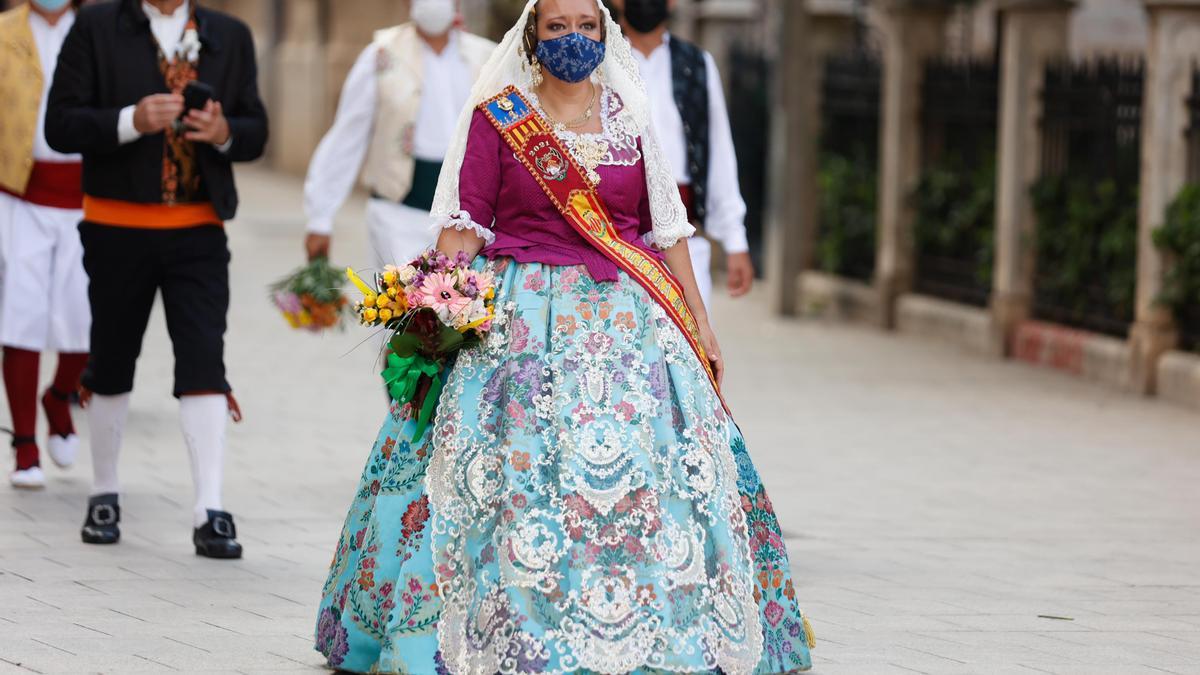 Búscate en el segundo día de Ofrenda por la calle Caballeros (entre las 18.00 y las 19.00 horas)