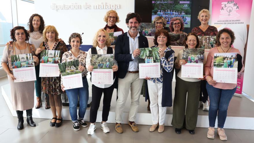 La Diputación de Málaga colabora, un año más, con la Asociación de Mujeres Operadas de Cáncer de Mama de Málaga (Asamma) con la impresión de 1.500 ejemplares de un calendario solidario.