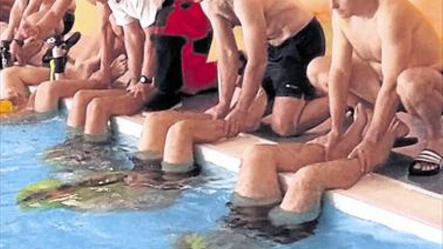 La piscina de Nules registra cifras de récord, con 310 usuarios al día