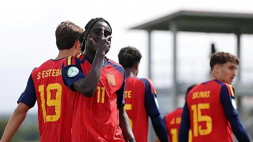 Ousmane Diallo, canterano de la UD Las Palmas, reina en el Europeo sub 19