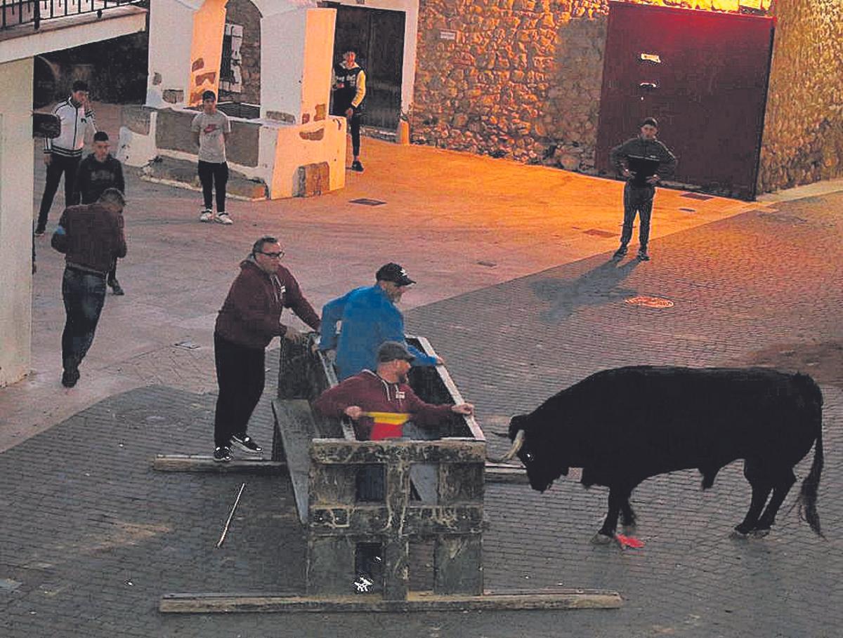 Los actos taurinos no faltaron en el programa festivo de Sant Antoni de Orpesa.