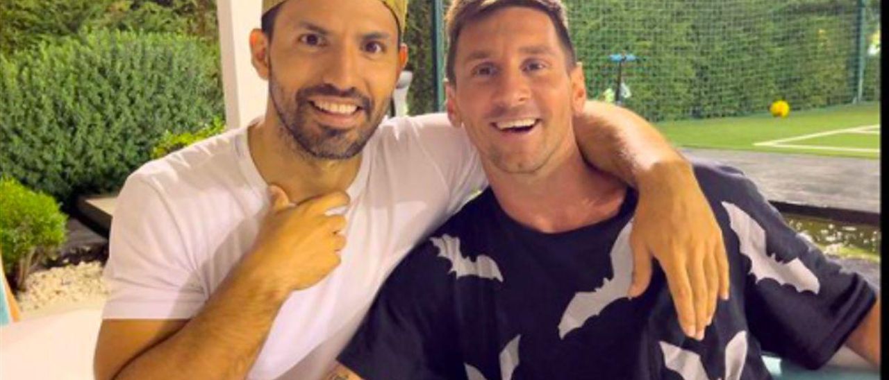 Kun Agüero y Messi, en la cena de despedida del excapitán del Barça.