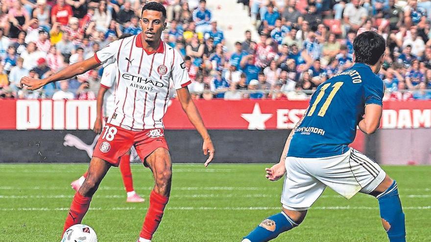 Ounahi, durant el partit contra l'Oviedo a Montilivi